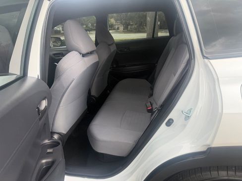 Used 2024 Toyota Corolla Cross AWD Hybrid image 14