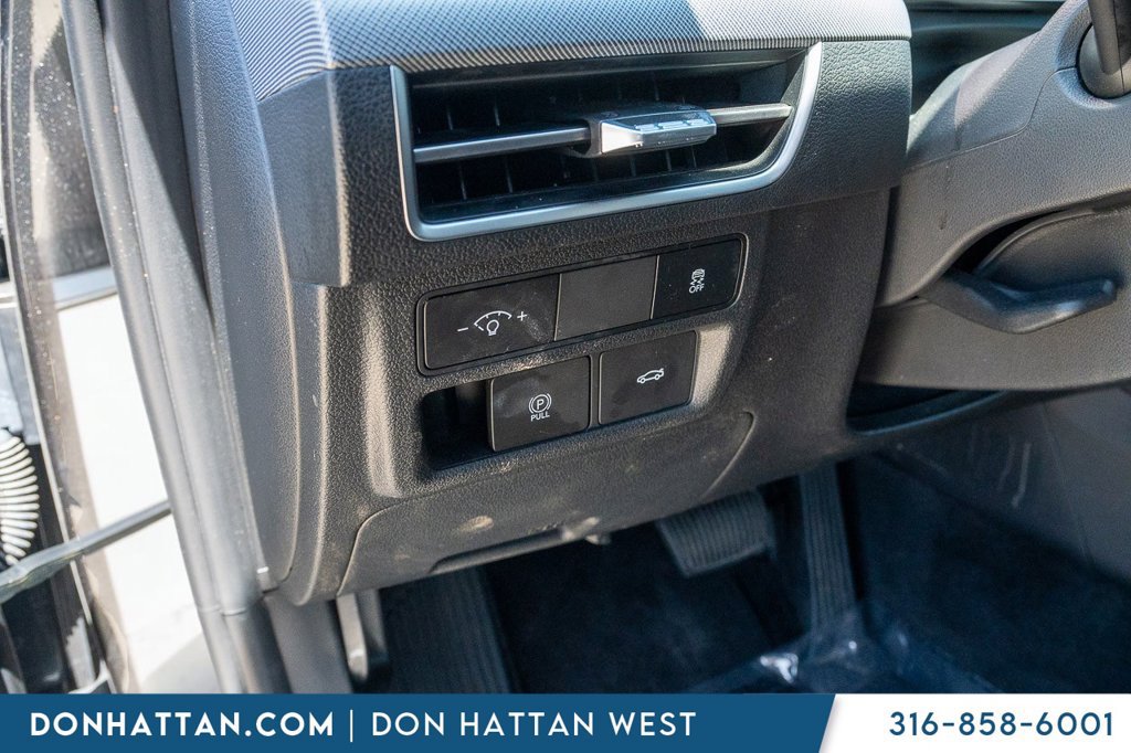 Used 2025 Hyundai Sonata SEL FWD image 16