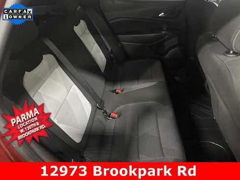 Certified 2025 Chevrolet Trax RS w/ Sunroof Package image 20