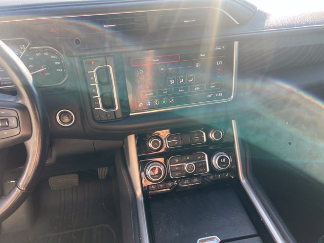 Used 2021 GMC Yukon XL Denali w/ Denali Ultimate Package AWD/4WD image 9