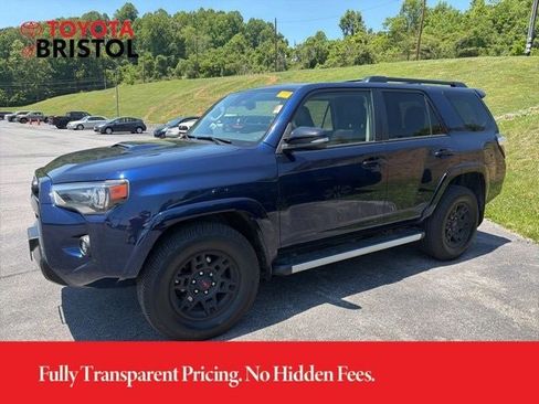 Used 2021 Toyota 4Runner Venture w/ Moonroof Package AWD/4WD image 3