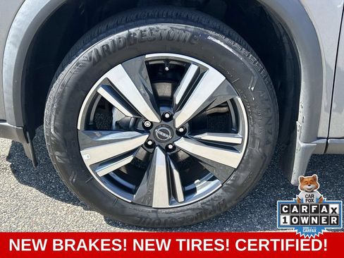 Certified 2024 Nissan Rogue SL w/ SL Premium Package AWD/4WD image 9