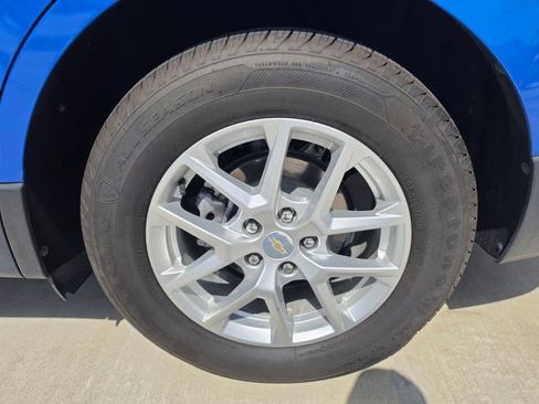 Used 2024 Chevrolet Equinox LT AWD/4WD image 19