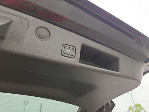 Used 2024 Chevrolet Equinox LT w/ LPO, Floor Liner Package AWD/4WD image 12