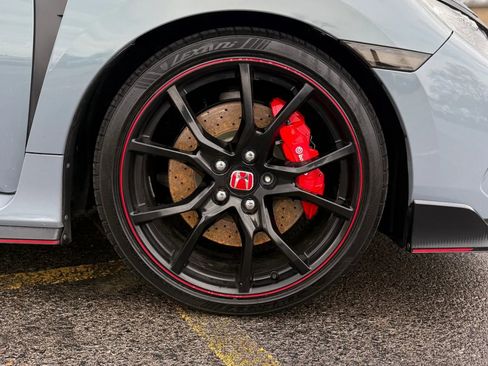 Used 2019 Honda Civic Type R image 22