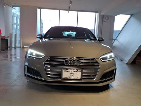 Used 2019 Audi S5 Premium Plus w/ Premium Plus image 2