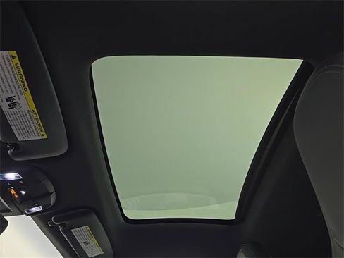 Certified 2021 Porsche 911 Carrera image 14