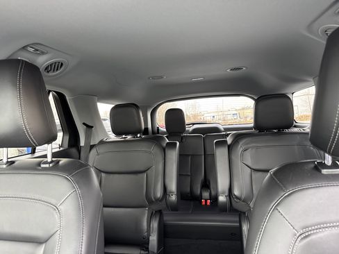 Certified 2022 Ford Explorer XLT w/ Equipment Group 202A image 45