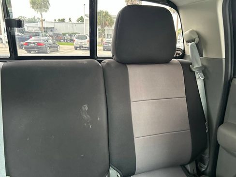 Used 2020 Nissan Frontier SV RWD image 15