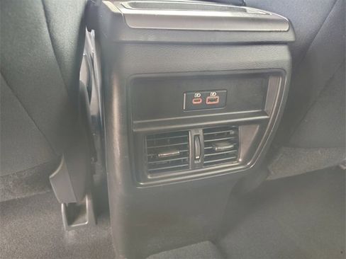 Used 2020 Nissan Murano SV image 33