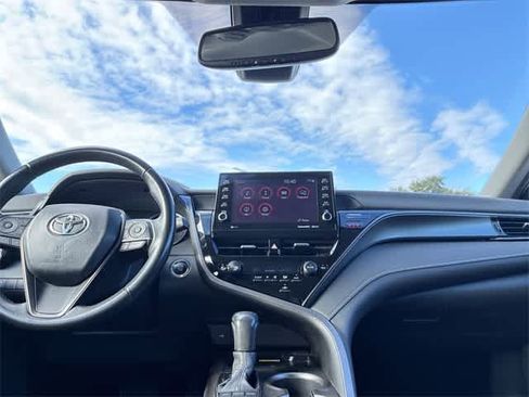 Used 2023 Toyota Camry XSE image 28