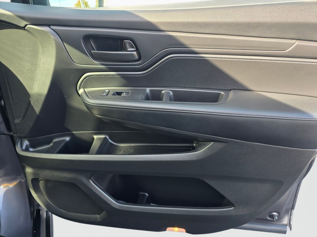 Used 2025 Honda Odyssey EX-L image 25