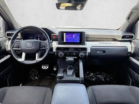 Used 2024 Toyota Tacoma TRD Sport AWD/4WD image 13