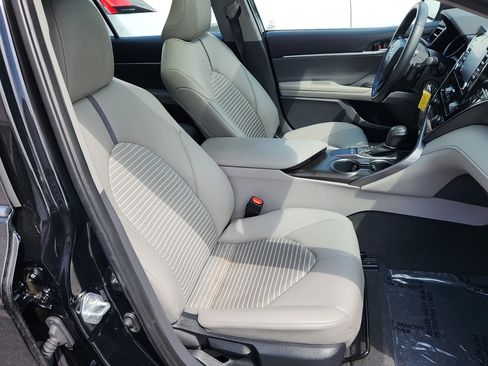 Certified 2023 Toyota Camry SE image 27