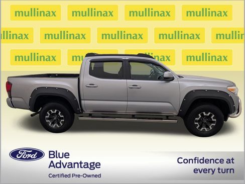 Used 2019 Toyota Tacoma SR w/ SR Convenience Package RWD image 2