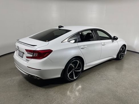 Used 2022 Honda Accord Sport Special Edition image 3