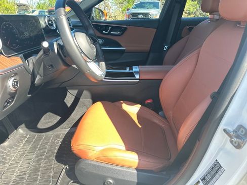 Certified 2025 Mercedes-Benz C 300 4MATIC Sedan image 19