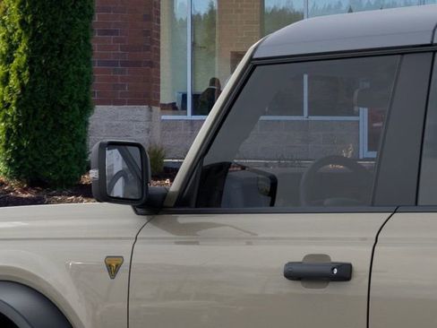 New 2025 Ford Bronco Badlands image 22