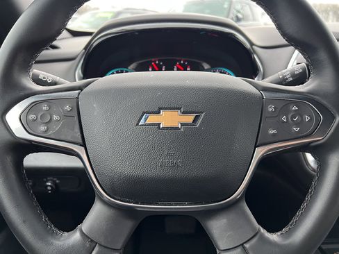 Used 2023 Chevrolet Traverse LT image 20