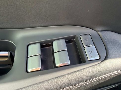 New 2026 Lincoln Navigator Reserve AWD/4WD image 10