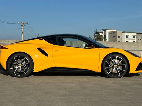 New 2025 Lotus Emira image 3