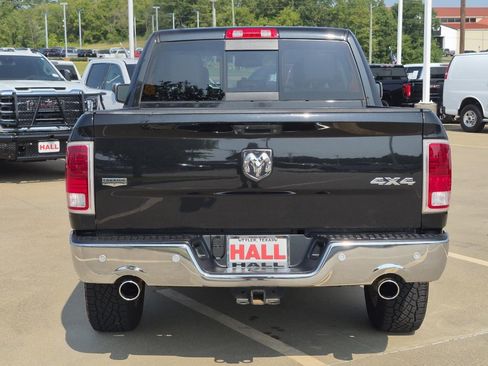Used 2018 RAM 1500 Laramie w/ Convenience Group AWD/4WD image 5