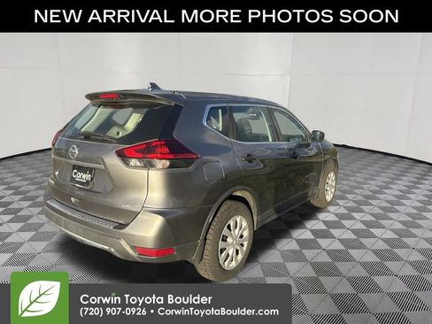 Used 2018 Nissan Rogue S AWD/4WD image 8