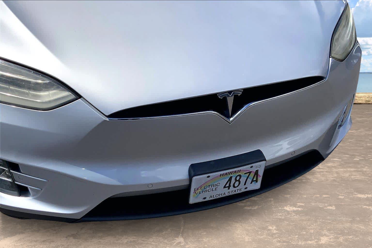 Used 2017 Tesla Model X 75D AWD/4WD image 33