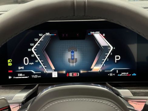 New 2025 BMW 760i xDrive image 30