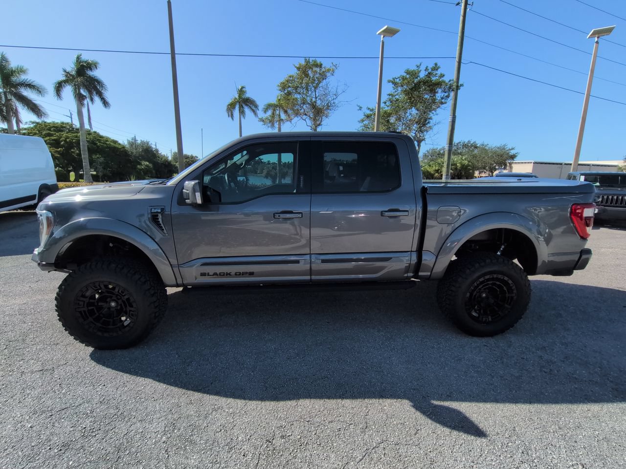 Used 2023 Ford F150 Lariat w/ Equipment Group 502A High AWD/4WD image 8