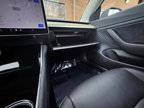 Used 2018 Tesla Model 3 Long Range image 50