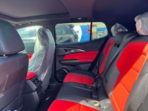 New 2025 Chevrolet Equinox EV RS image 6