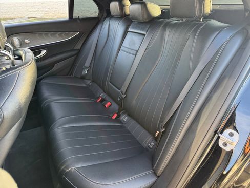 Used 2021 Mercedes-Benz E 350 Sedan image 18