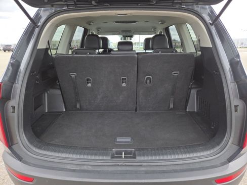 Used 2022 Kia Telluride LX AWD/4WD image 19