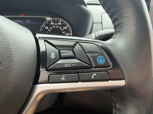 Used 2021 Nissan Altima 2.5 SV w/ SV Premium Package FWD image 36