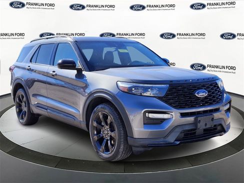 Certified 2022 Ford Explorer ST-Line w/ Class IV Trailer Tow Package image 7