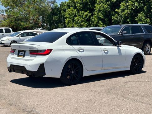 Used 2023 BMW 330i Sedan w/ M Sport Package RWD image 3