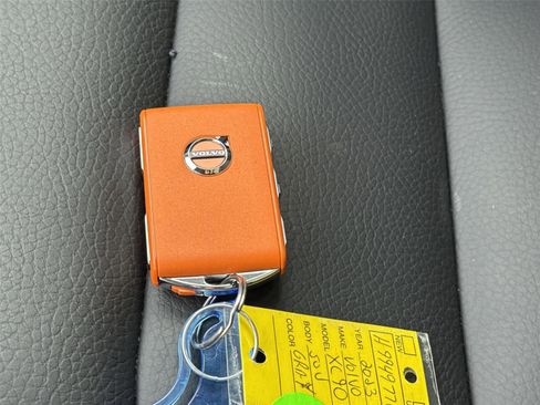 Used 2023 Volvo XC90 B6 Plus w/ Protection Package image 30