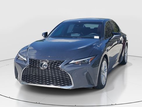 Used 2025 Lexus IS 300 w/ Comfort Package RWD image 4