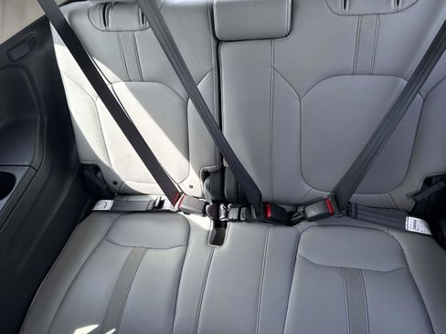 Certified 2024 Honda Pilot EX-L image 15