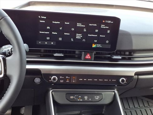 New 2026 Kia Carnival SX Prestige image 16