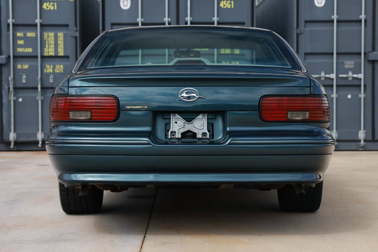Used 1996 Chevrolet Caprice SS RWD image 9
