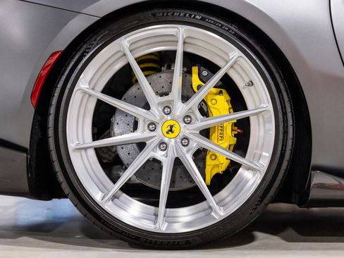 Used 2023 Ferrari 812 GTS image 30