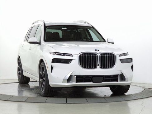 Used 2026 BMW X7 xDrive40i image 1