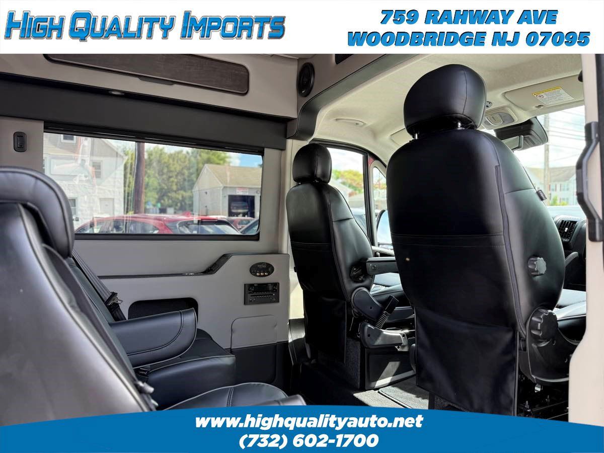 Used 2021 RAM ProMaster 2500 w/ Premium Appearance Group FWD image 24