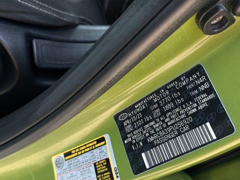 Certified 2023 Hyundai Venue SEL FWD image 29
