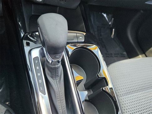 Used 2024 Chevrolet Trax LT image 20