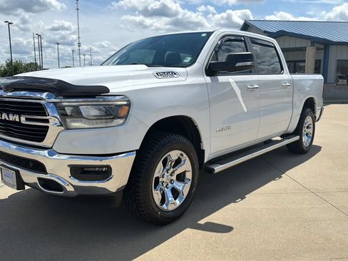 Used 2019 RAM 1500 Big Horn AWD/4WD image 3