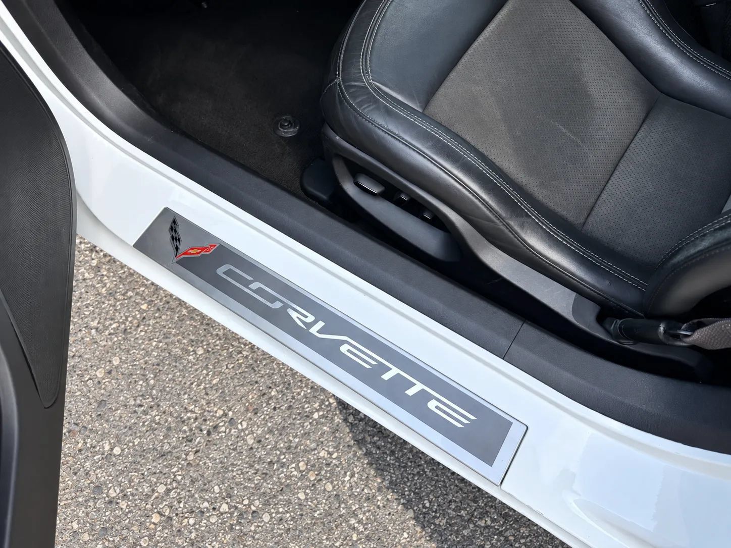 Used 2014 Chevrolet Corvette Stingray Coupe w/ 2LT Preferred Equipment Group RWD image 22
