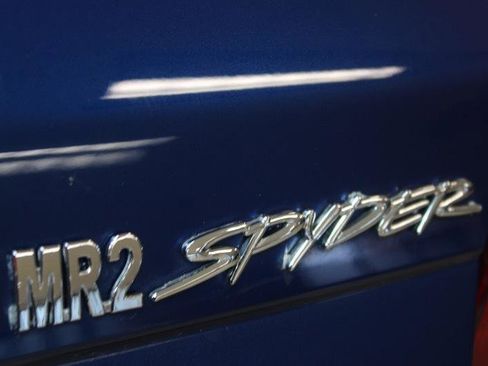 Used 2001 Toyota MR2 RWD image 9